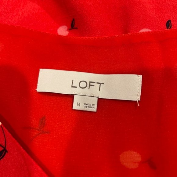 LOFT V-Neck Sleeveless Button Down Blouse Size Medium - Picture 9 of 9